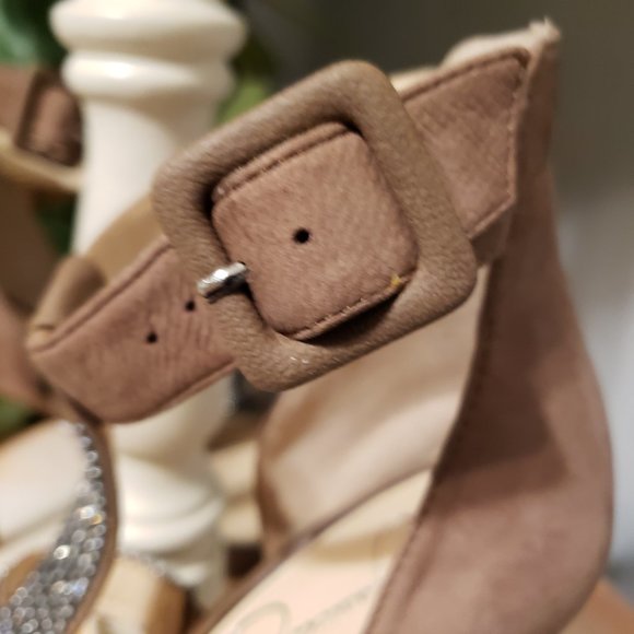 Jessica Simpson Barrera Jeweled T-Strap Sandals - Picture 5 of 11